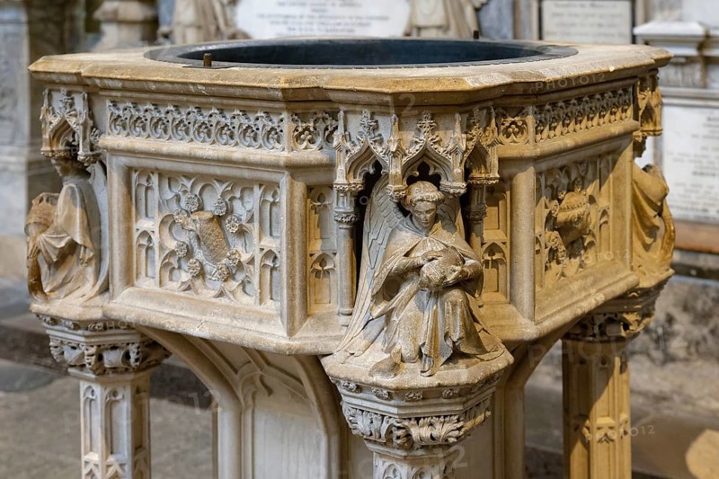 Interior view, baptismal font, Bath Abbey, Bath, England, Great Britain