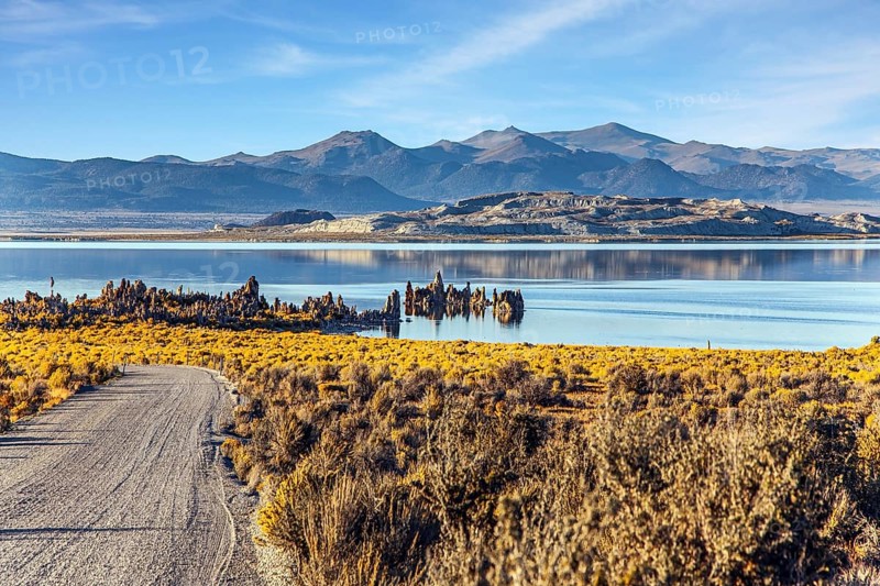 Mono Lake is a salt lake in California. Lime-tuff towers of bizarre shapes rise from the bottom of the lake. The natural wonder of the world is Lake Mono