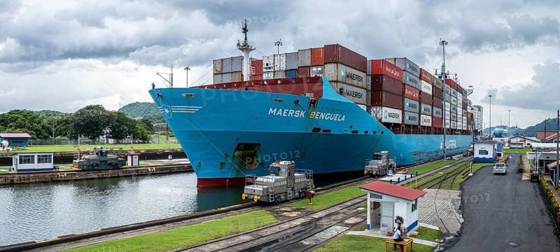 Miraflores locks, Panama Canal, Panama City, Panama, Central America