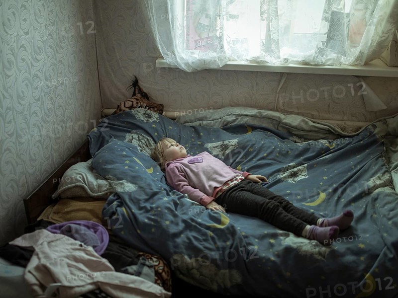Angelina is traumatised and suffers from panic attacks. She had to flee her home village near Kupiansk with her grandmother Larisa. She now lives with relatives in Borshchivka. Her mother lives and works in Kharkiv, Borshchivka, Ukraine, Europe
