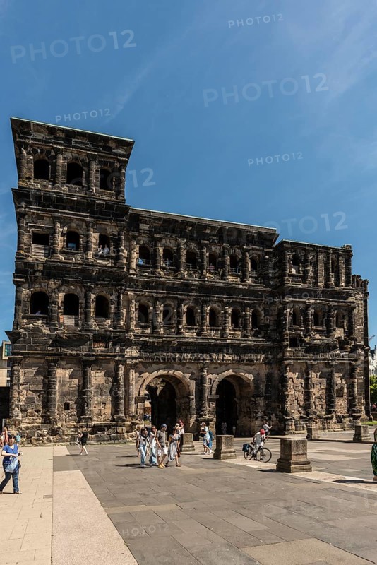 Porta Nigra, Roman city gate, UNESCO World Heritage Site, Trier, Rhineland-Palatinate, Germany, Europe