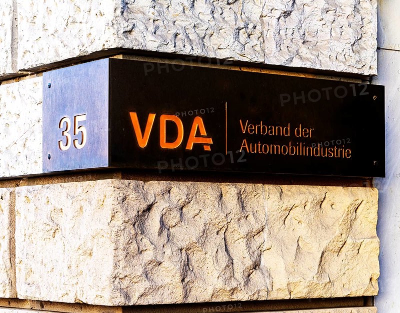VDA, German Association of the Automotive Industry, company sign at the entrance, Berlin, Germany, Europe