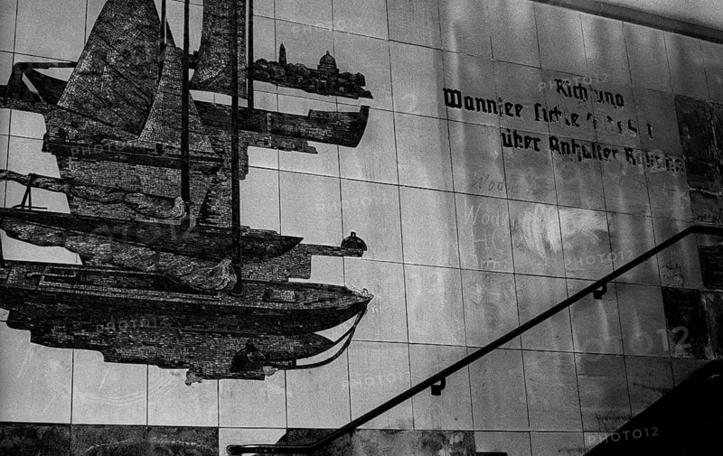 GDR, Berlin, 17 June 1990, Potsdamer Platz S-Bahn station, 28 years of ghost station, wall mosaic, direction Wannsee