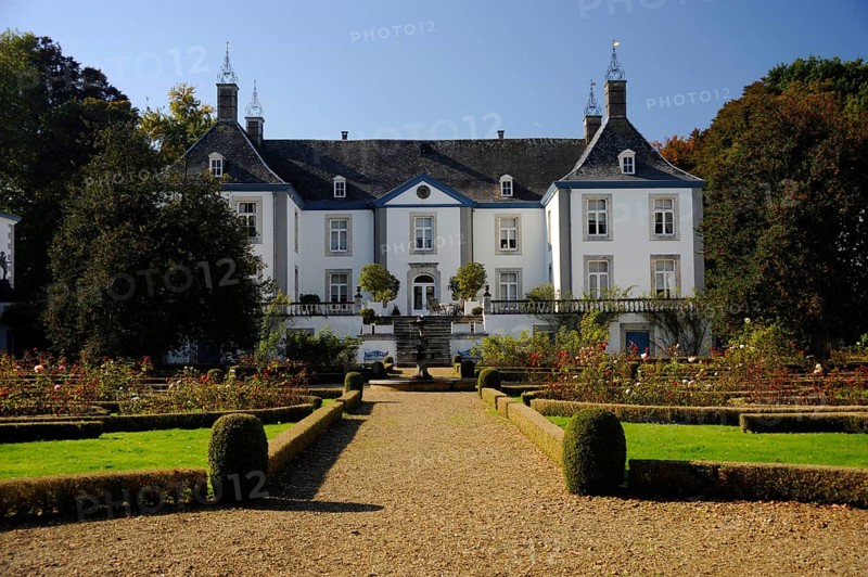 Wine Castle Genoels-Elderen, near Maasmechelen Village, Maasmechelen, Limburg, Flanders, Belgium, Europe
