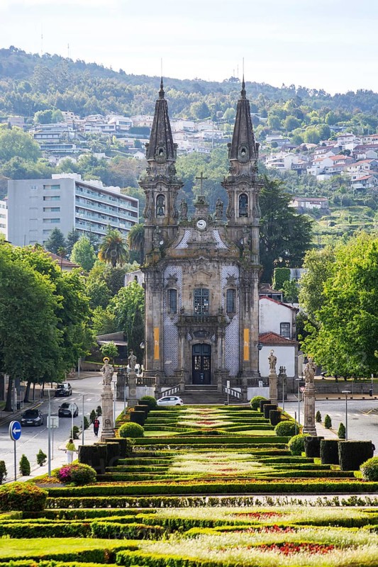 Santos Passos Church, Largo da República do Brasil, Campo da Feira, city of Guimaraes, northern Portugal