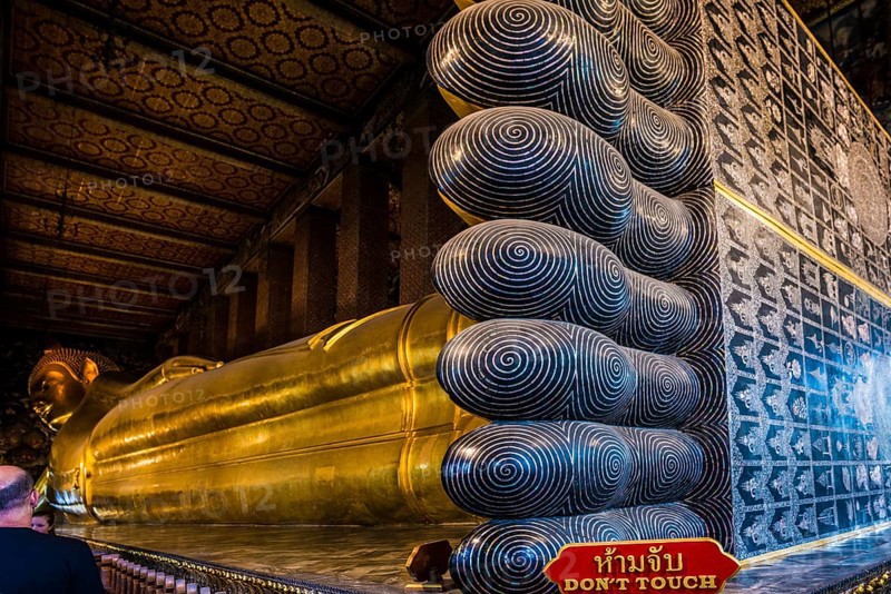 Wat Pho (Temple of the Reclining Buddha), Bangkok, Thailand, Asia
