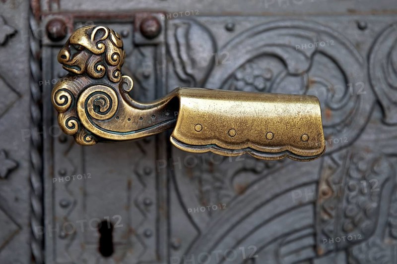 Close-up, door handle on the Church of the Redeemer, Bad Homburg vor der Höhe, Germany, Europe