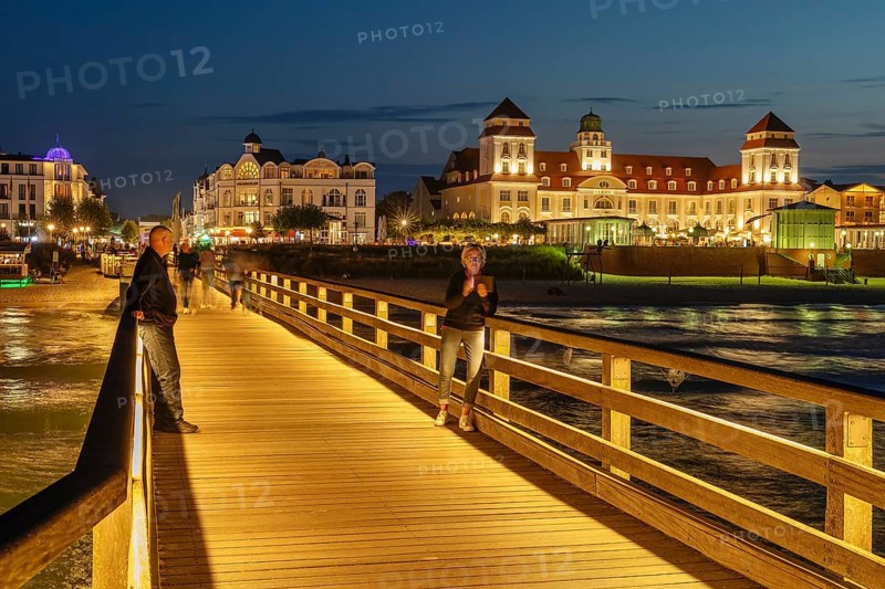 Pier and spa centre in Binz, island of Rügen, Mecklenburg-Western Pomerania, Germany, Europe