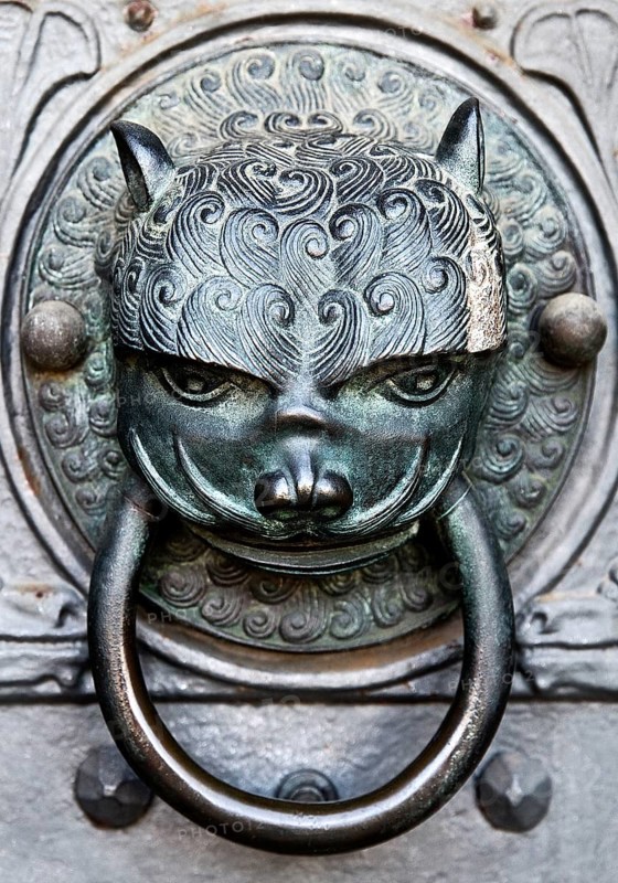 Close-up, door knocker with animal head at the Church of the Redeemer, Bad Homburg vor der Höhe, Germany, Europe