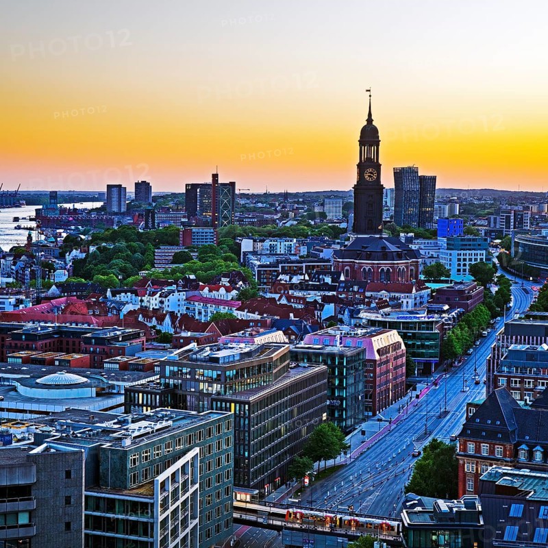 City view from above with the harbour and the main church St. Michaelis at atmospheric sunset, Hamburg, Germany, Europe