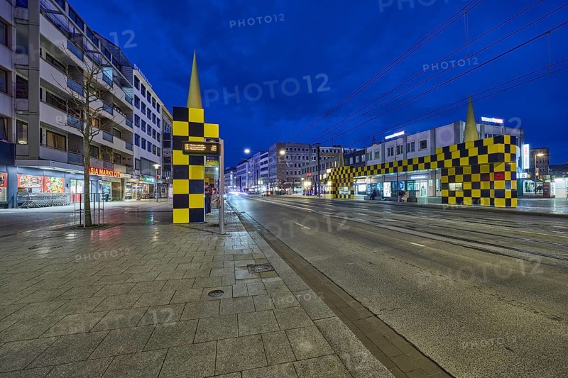 Steintor tram stop, designer Alessandro Mendini, general architecture, blue hour in the evening, deep blue evening sky, cumulus clouds, Kurt-Schumacher-Straße, Hanover, state capital, Hanover region, Lower Saxony, Germany, Europe