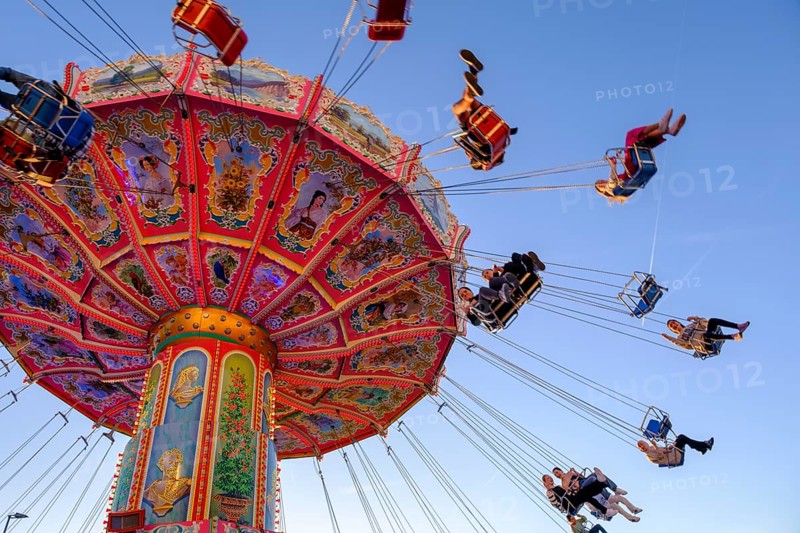 Chain carousel, amusement ride, carousel, Passauer Mai Dult, folk festival, funfair, Passau, Lower Bavaria, Bavaria, Germany, Europe