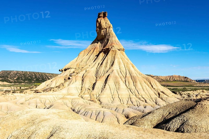 Castildetierra rock formation, semi-desert, Bardena Blanca area, Bardenas Reales Nature Park, Navarre, Spain, Europe