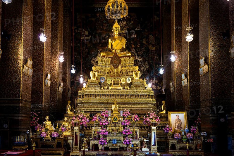 Wat Pho (Temple of the Reclining Buddha), Bangkok, Thailand, Asia