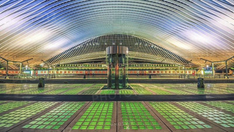 Platform with lift, Liège-Guillemins station, Liège, Belgium, Europe