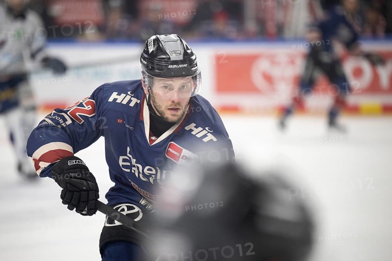 LanxessArena, Cologne, North Rhine-Westphalia, Parker Tuomie (Cologne Sharks, #62), PENNY DEL, Cologne Sharks-Iserlohn Roosters on 04/03/2025 at the LanxessArena in Cologne Germany