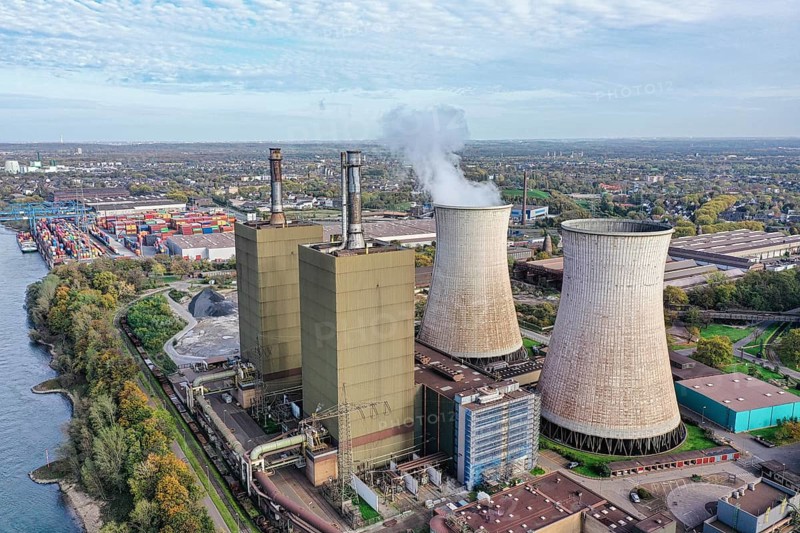 Gas-fired power station in a metallurgical plant in Duisburg, North Rhine-Westphalia, consisting of 2 units with 320 megawatts electrical output (gross) . It uses blast furnace gas, coke oven gas or natural gas as fuel