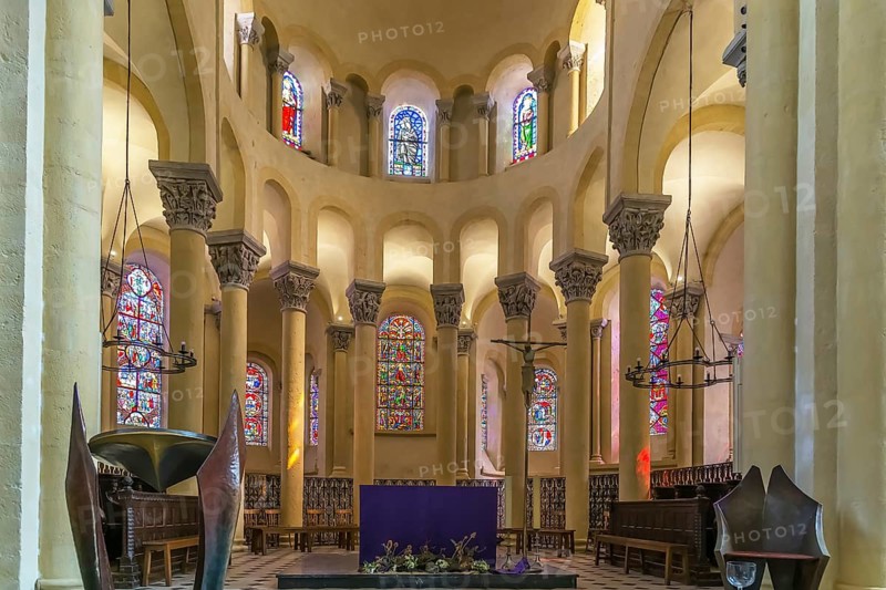 Basilica of Notre-Dame du Port is a Romanesque basilica, formerly a collegiate church in Clermont-Ferrand, France. Interior, altar