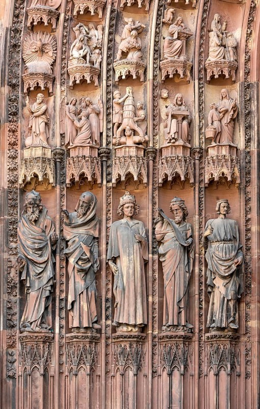 Strasbourg Cathedral, Cathédrale Notre-Dame de Strasbourg, centre west portal, wall figures: Prophets (original figures)