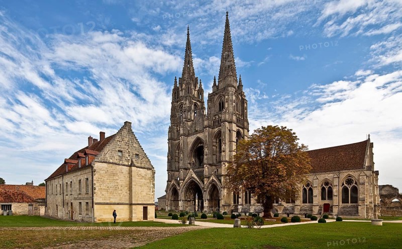 Ruin from 1805, west towers 15th century, view from south-west, refectory on the right and the abbot's house on the left, St., Sankt, Saint