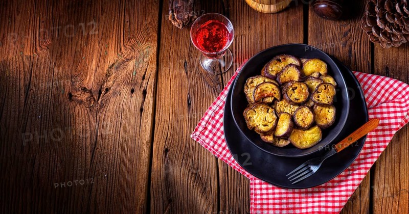 Melitzanes Tiganites - gebratene Auberginen im griechischen Stil