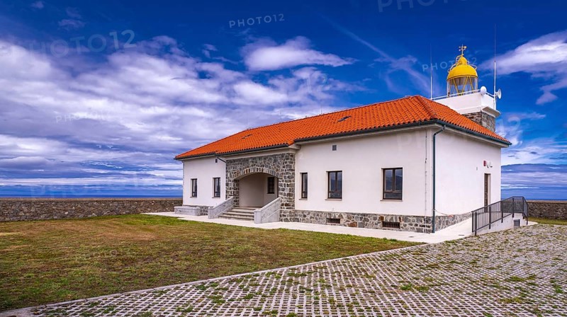 Cabo de Vidio Lighthouse, Cantabrian Sea, Surroundings of the Cabo de Vidio Lighthouse Path, Cudillero, Principado de Asturias, Spain, Europe