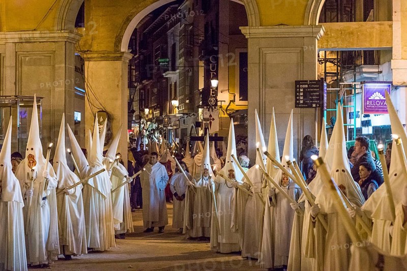 Hooded brothers, Holy Week in the Plaza Major, Holy Thursday procession, Palma, Mallorca, Balearic Islands, Spain, Europe