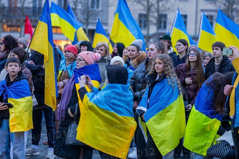 24 February marked the third anniversary of Russia's invasion of Ukraine. To mark the occasion, Ukrainian war refugees living in Dresden and their supporters demonstrated on the Neumarkt in front of the Church of Our Lady and then marched through the city centre, Dresden, Saxony, Germany, Europe