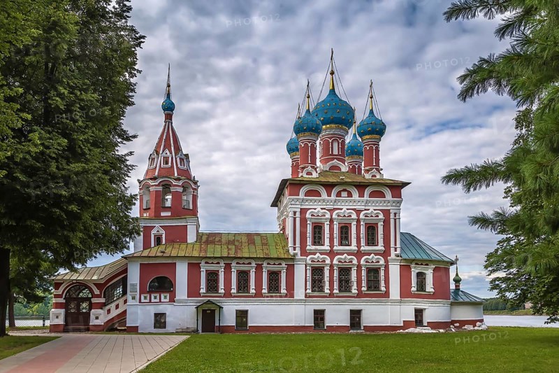 Church of Demetrius on the Blood on the banks of the Volga River, Uglich, Russia, Europe