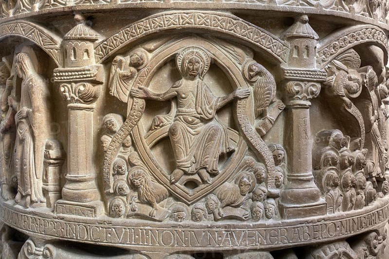 Freckenhorst, Collegiate Church of St Boniface, Romanesque baptismal font, 1st half of the 12th century, Christ as judge of the world