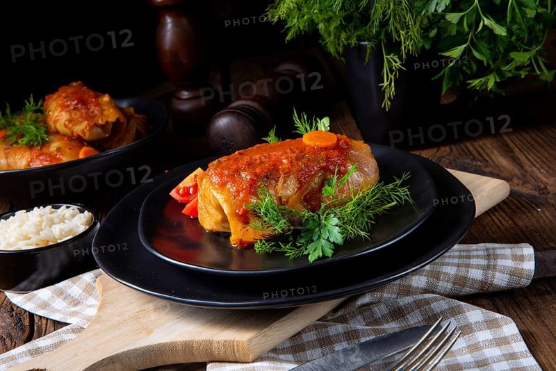 Roast cabbage rolls with rice and minced meat according to grandma's recipe
