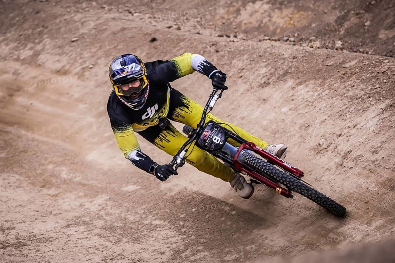 MAYDENA, AUSTRALIA - FEBRUARY 08: Brook MACDONALD of New Zealand competes in the finals of Red Bull Hardline Tasmania on February 8, 2025 in Maydena, Australia, Oceania