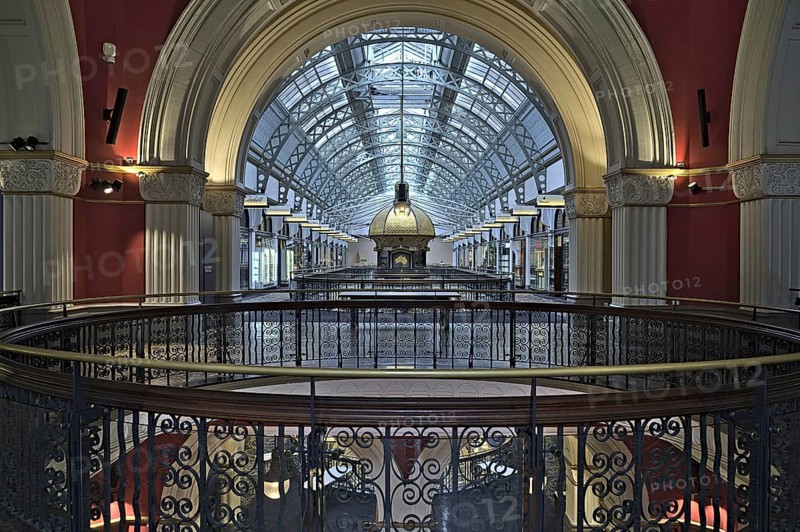 Queen Victoria Building inside without people during Corona times