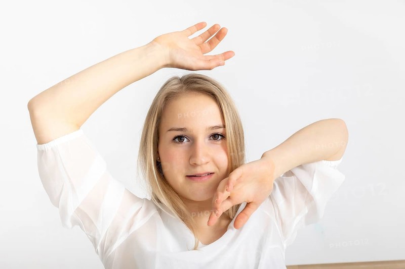 An image of a female dancer in action