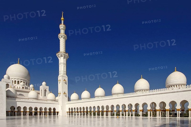 Sheik Zayed Mosque, Sheikh Zayed Mosque, Grand Mosque, Abu Dhabi, Middle East, Emirate, United Arab Emirates, UAE, island in the Persian Gulf, peninsula, exterior view, blue sky, white mosque, Asia