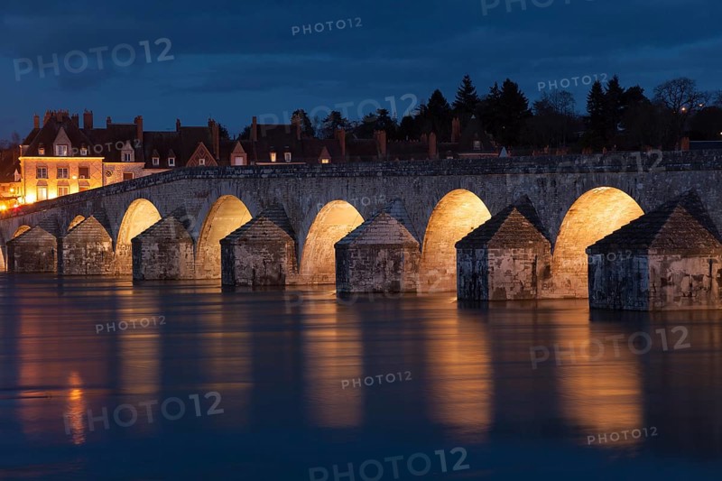 Bridge of Gien, Loiret, France, Europe