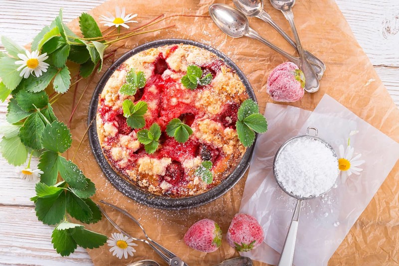 Strawberry buttermilk cake with pistachios