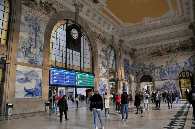Azulejo in the Porto station.architecture, art, artwork, azulejo, blue, ceramic, cityscape, decorative, europe, famous place, historic, historical, iberia, interior, mosaic, porto, portugal, portugal, portuguese, portuguese culture, public, public building, railway station, sao bento, sao bento railway station, station, traditional, train station, transportation, travel, unesco world heritage site, urban, vintage, Proto, Portugal, Europe