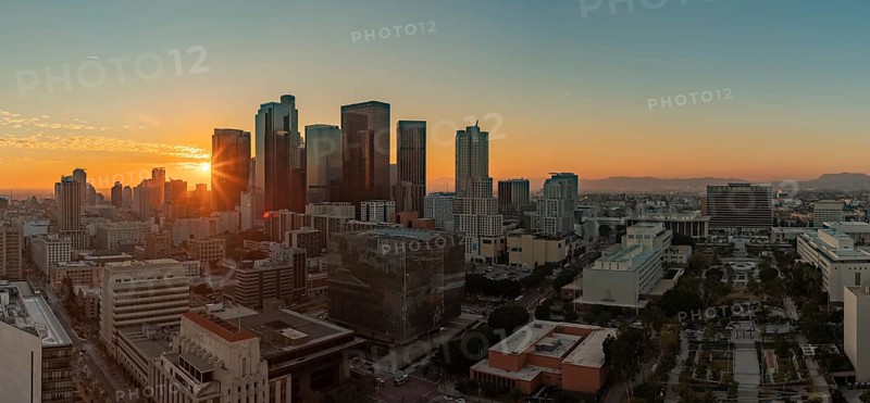 A picture of Downtown Los Angeles at sunset