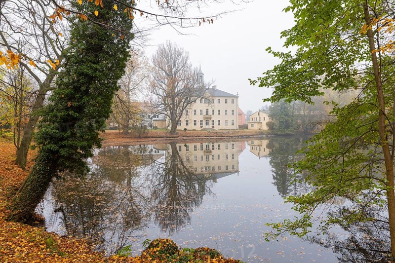 Lauterbach Castle and Park in autumn, Lauterbach, Lauterbach, Saxony, Germany, Europe
