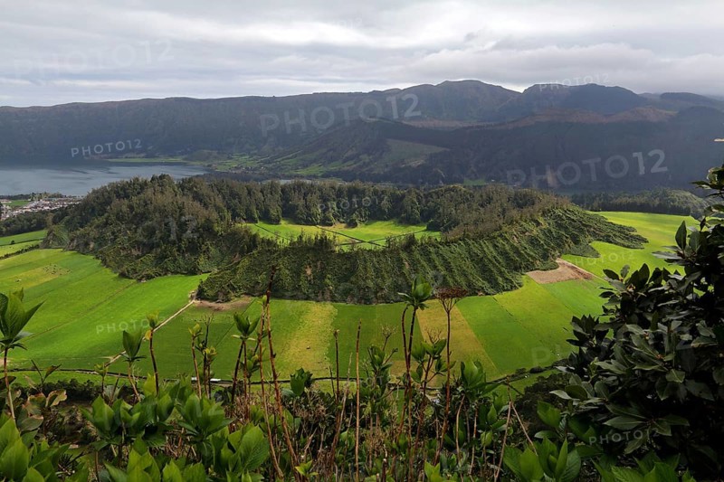 Vulkan Caldeira Seca im Krater von Cete Cidades, Azoren