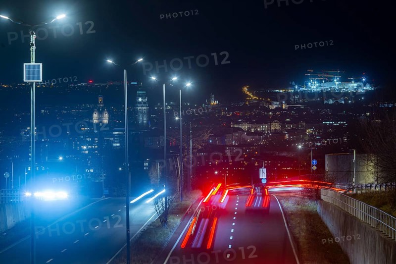Well-developed traffic junction Bergstrasse B170 with access to the A17 motorway. Dresden lies in the valley and the Inifineon construction site shines on the horizon, Dresden, Saxony, Germany, Europe