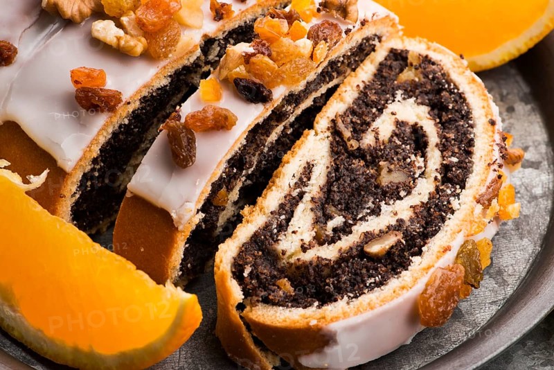 Poppy seed rolls, dessert for christmas