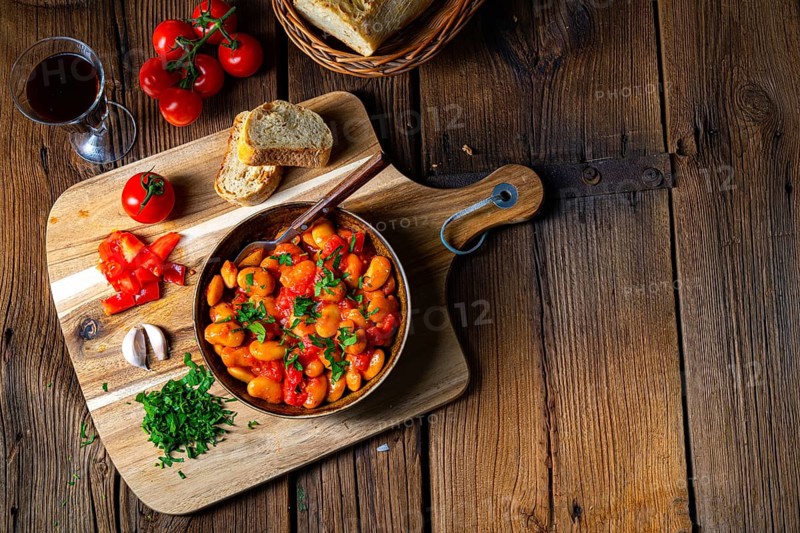 Rustic giant beans with fresh tomato sauce