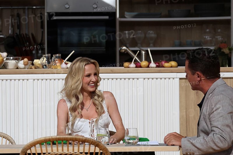 Melissa Naschenweng (singer / artist) in the ARD TV programme Immer wieder sonntags, Rust, Germany / Germany