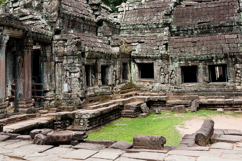Buddhist temple buildings, jungle temples, mystical, Ta Prohm, Buddhist temple complex, UNESCO World Heritage Site, Angkor Wat, Siem Reap, Cambodia, Southeast Asia, Asia