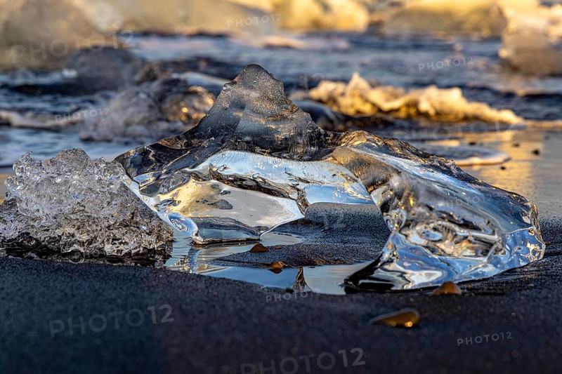 Evening at Diamond beach, Jökulsarln, south coast, Iceland, Europe
