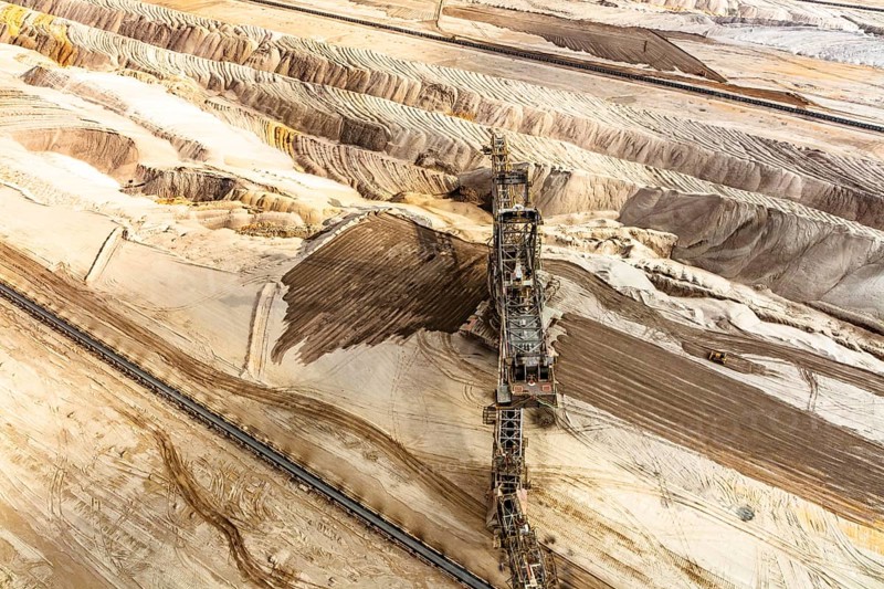 The Hambach opencast mine is the largest opencast mine operated by RWE Power AG in North Rhine-Westphalia. The municipalities of Niederzier, Düren district, and Elsdorf are affected