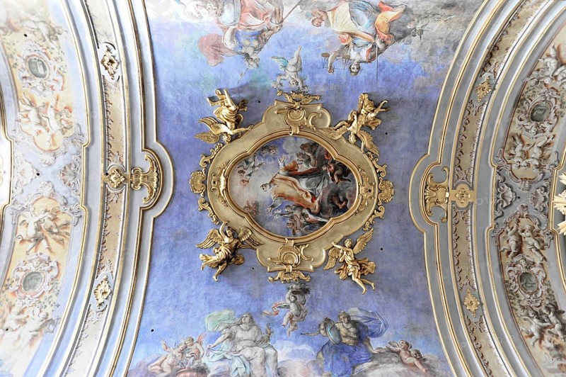Church of Santa Maria dopra Minerva, Minerva Temple, Assisi, Umbria, Italy, Ceiling painting with angels and heavenly scenes in blue colours, Assisi, Umbria, Italy, Europe