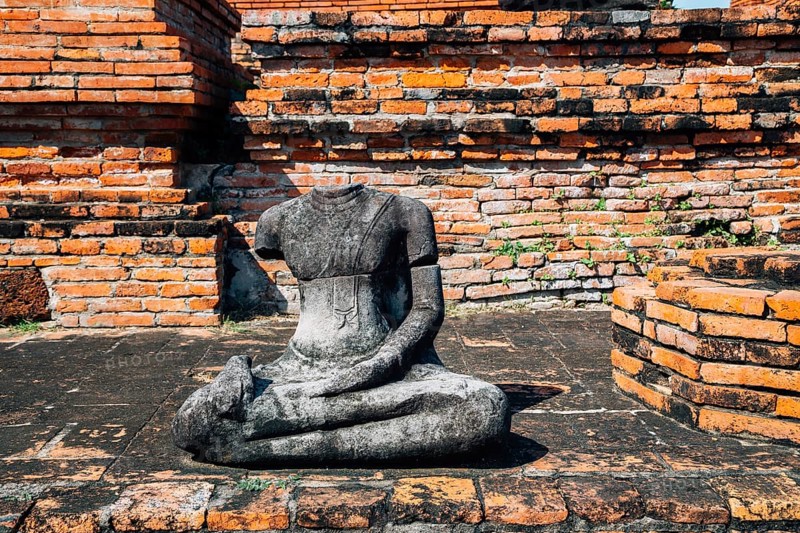 Buddha statue in Wat Maha That, Ayutthaya, Thailand, Asia